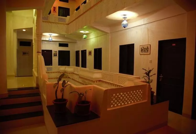 Fotos del hotel Nahargarh Palace:  4