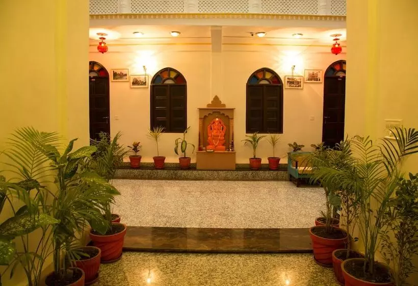 Fotos del hotel Nahargarh Palace:  3