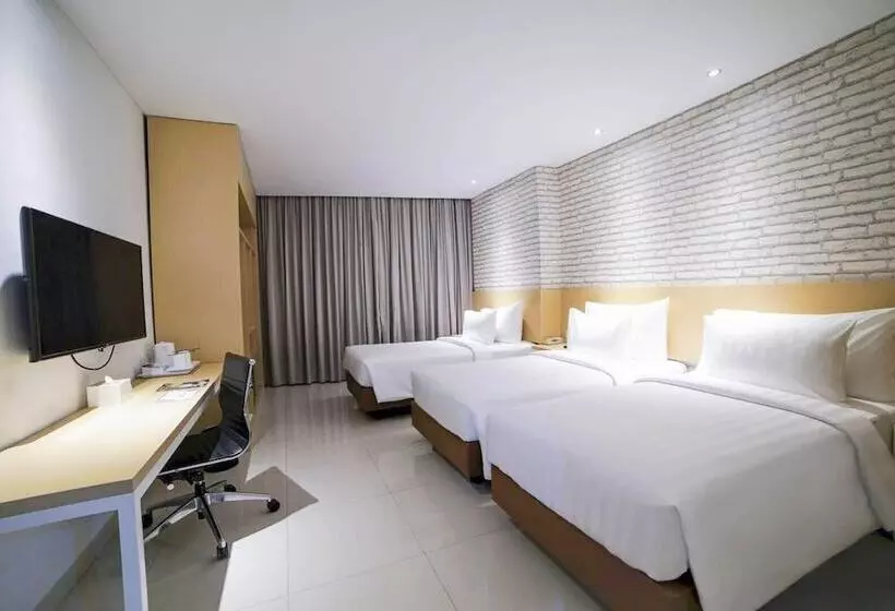 Fotos del hotel Palm Park Hotel Surabaya:  19