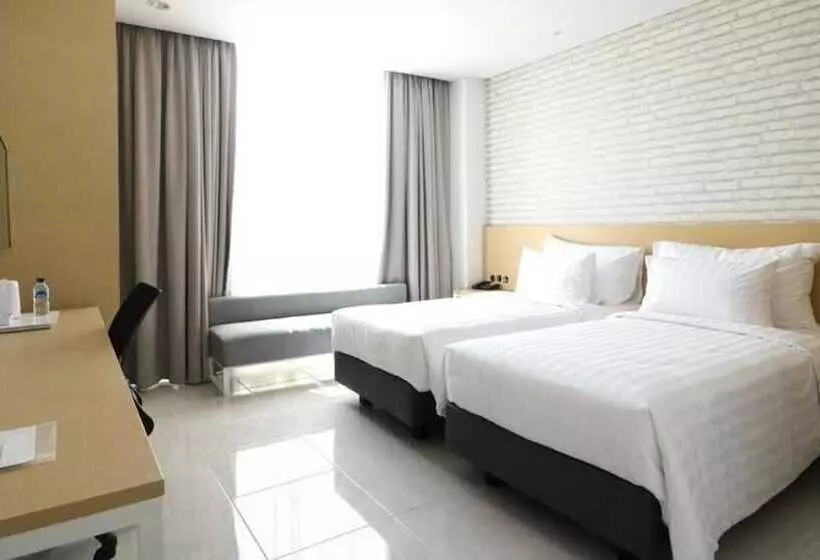 Fotos del hotel Palm Park Hotel Surabaya:  11
