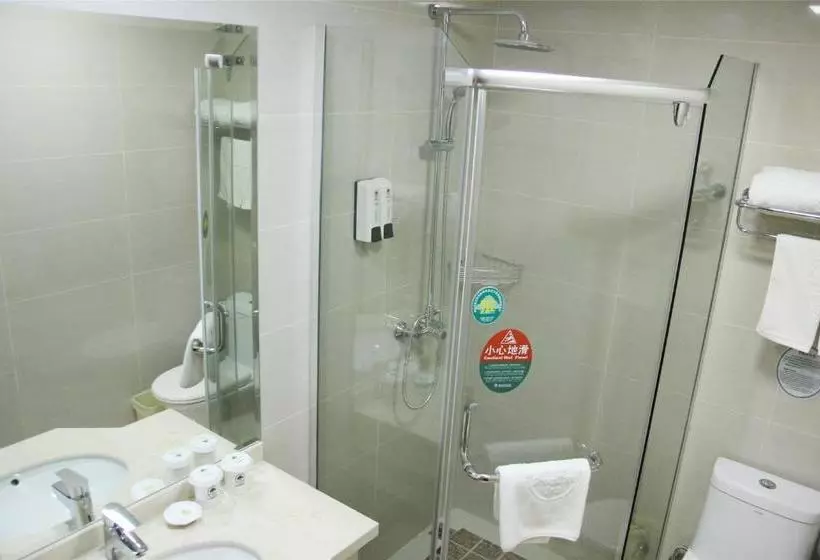 Fotos del hotel Greentree Inn Pudong Minlei Rd Station Chuansha Road:  8