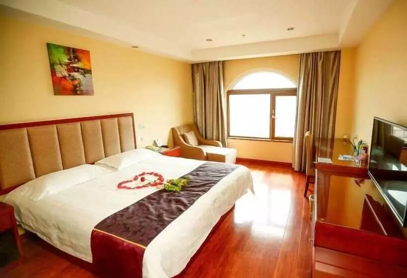 Fotos del hotel Greentree Inn Shandong Qingdao Wuyishan Road Jiashike Shopping Center Business:  12