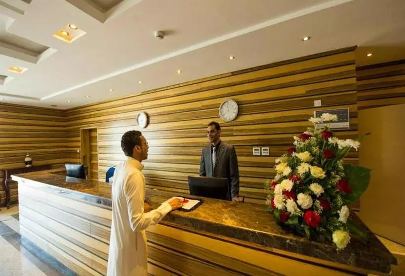 Fotos del hotel Lafontaine Al Shrooq Suites:  7