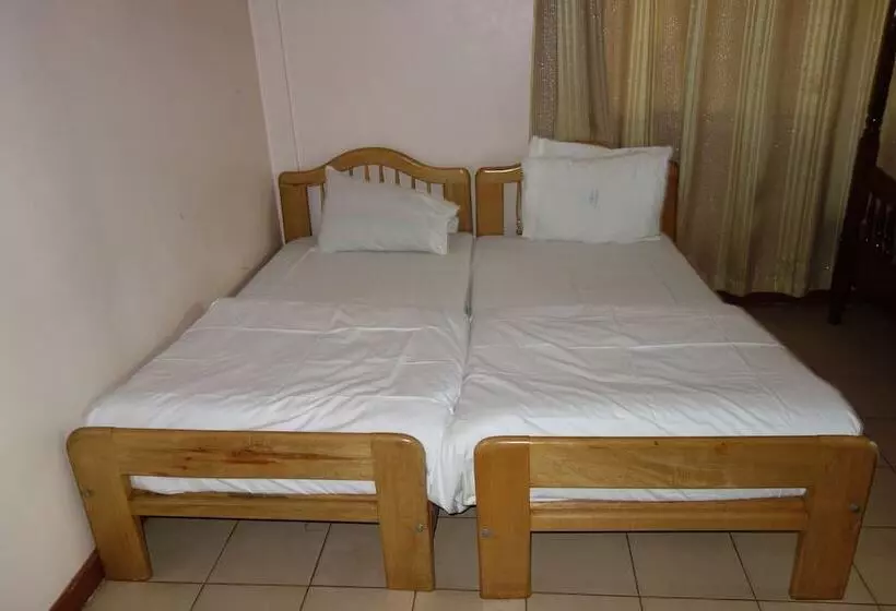 Fotos del hotel Satellite:  15
