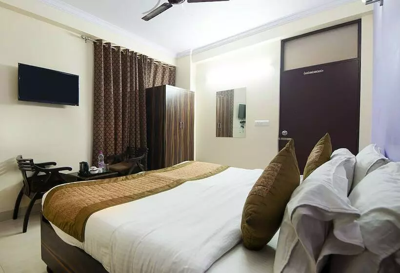 Airport  Paradise Inn