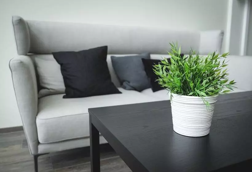 Bella Apartments & Rooms