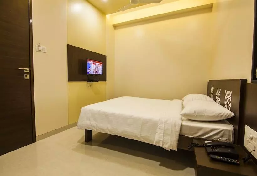 Fotos del hotel City Guest House  Dadar:  12