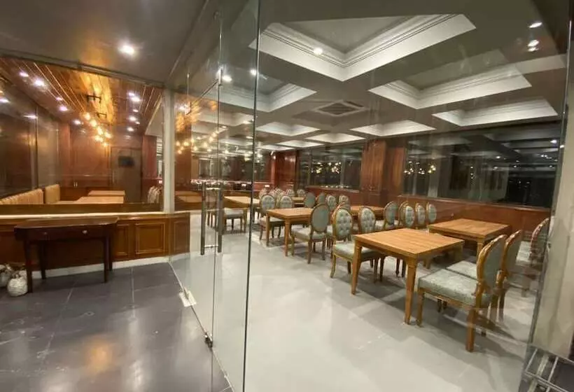 Fotos del hotel Utopia Resorts & Spa:  18