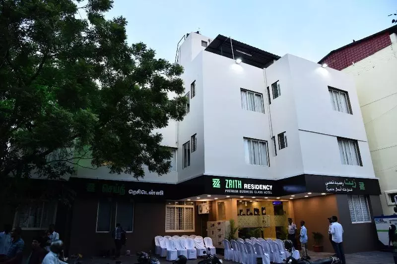 Zaith Residency Near Us Consulate & Apollo Hospitals