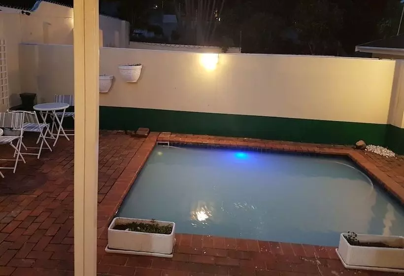 Fotos del hotel Daisy Lodge:  2