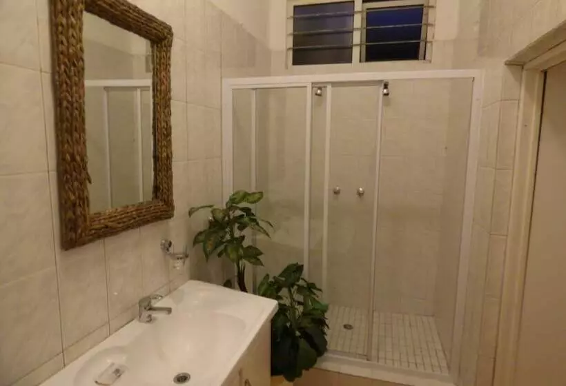 Fotos del hotel Daisy Lodge:  6