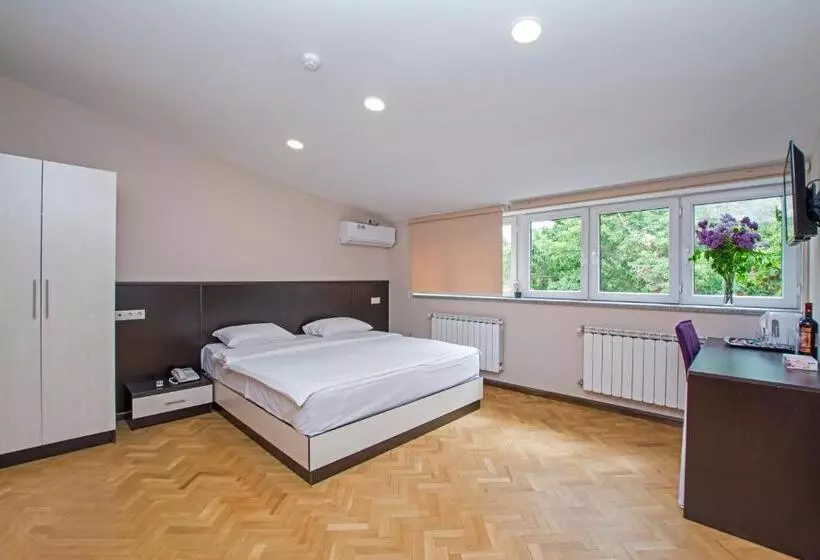 Fotos del hotel Yerevan Boutique:  2