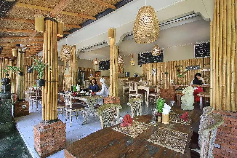 Fotos del hotel Madani Antique Villas By Eps:  2