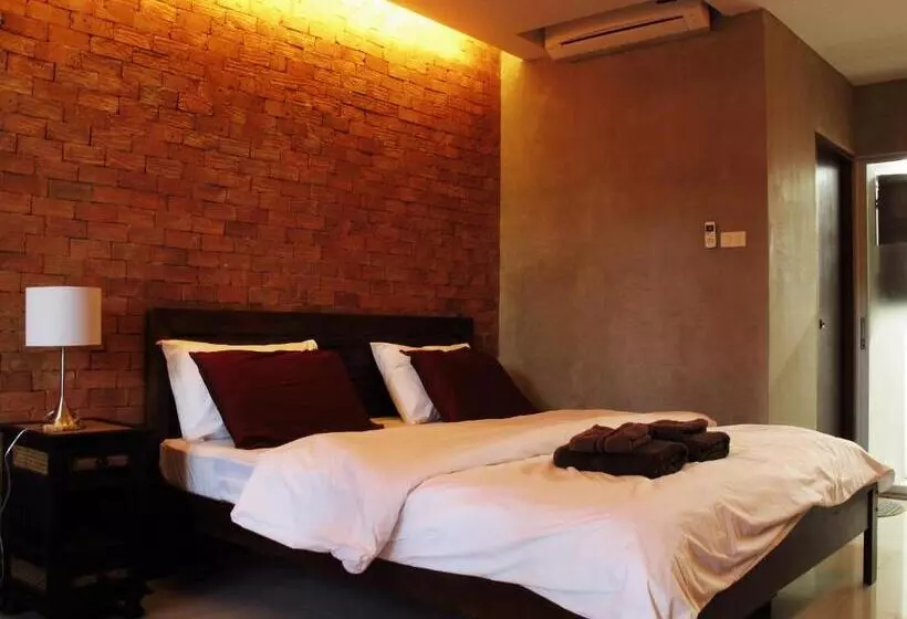 Fotos del hotel The White Elephant Home:  16