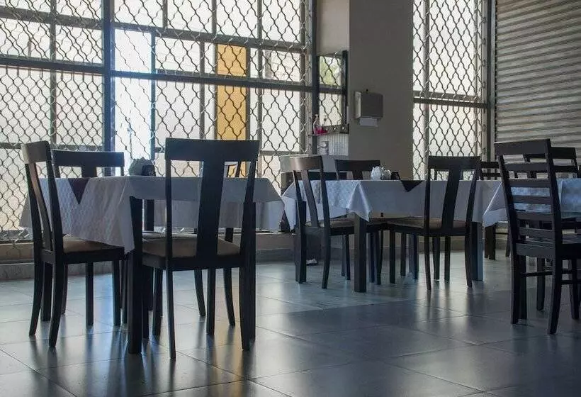 Fotos del hotel Kenendia:  23