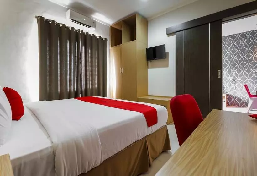 Fotos del hotel Reddoorz Plus Near Pantai Losari:  6