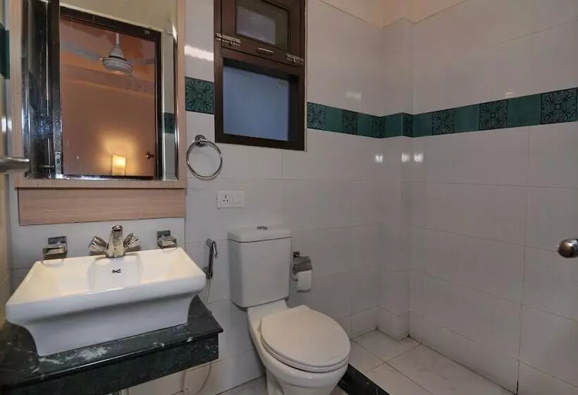Fotos del hotel Oyo Flagship 494 East Of Kailash:  9