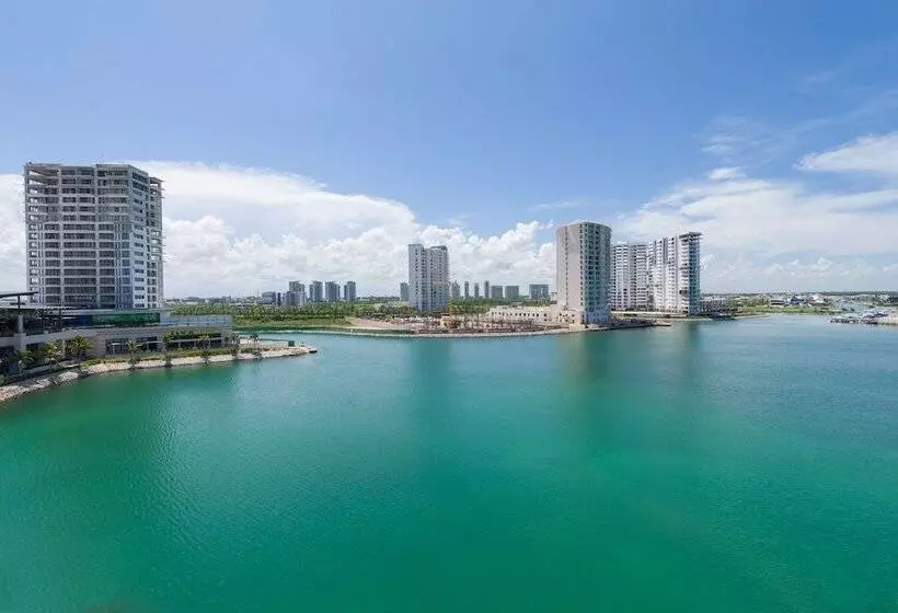 Fotos del hotel Renaissance Cancun Resort &amp; Marina:  12