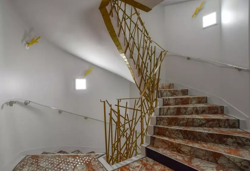Fotos del hotel Hôtel B55:  24