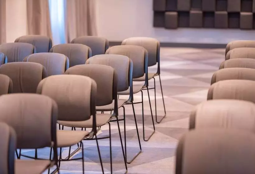 Fotos del hotel Holiday Inn Express  Yerevan, An Ihg:  15