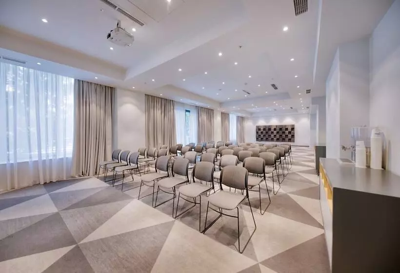 Fotos del hotel Holiday Inn Express  Yerevan, An Ihg:  10