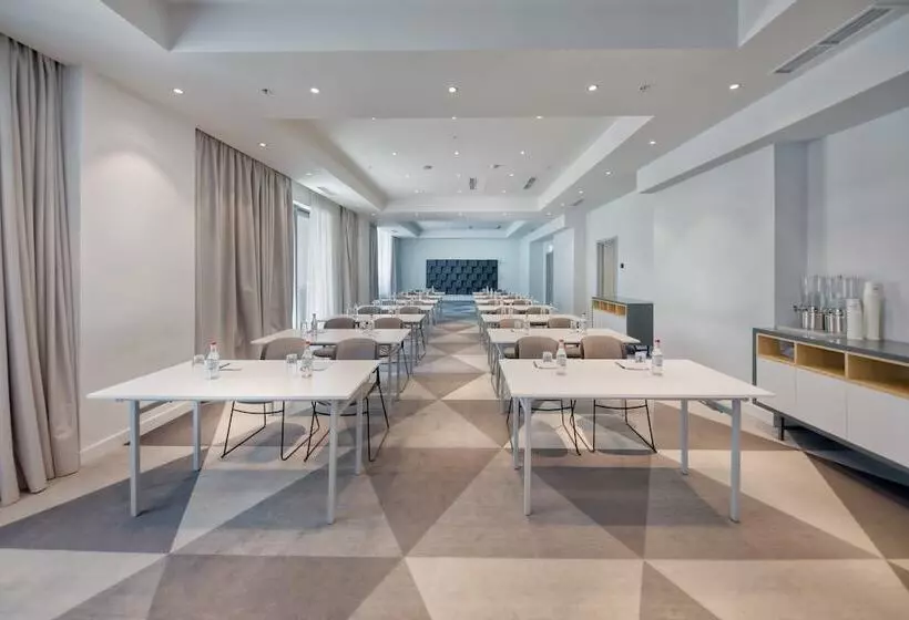 Fotos del hotel Holiday Inn Express  Yerevan, An Ihg:  6