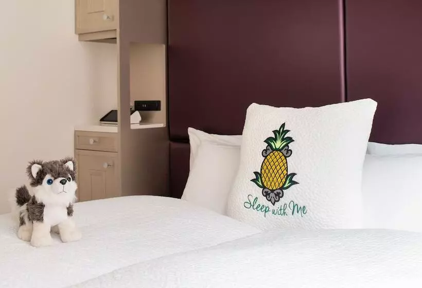 Fotos del hotel Staypineapple, An Artful , Midtown New York:  11
