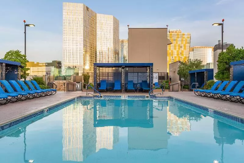 Polo Towers By Diamond Resorts