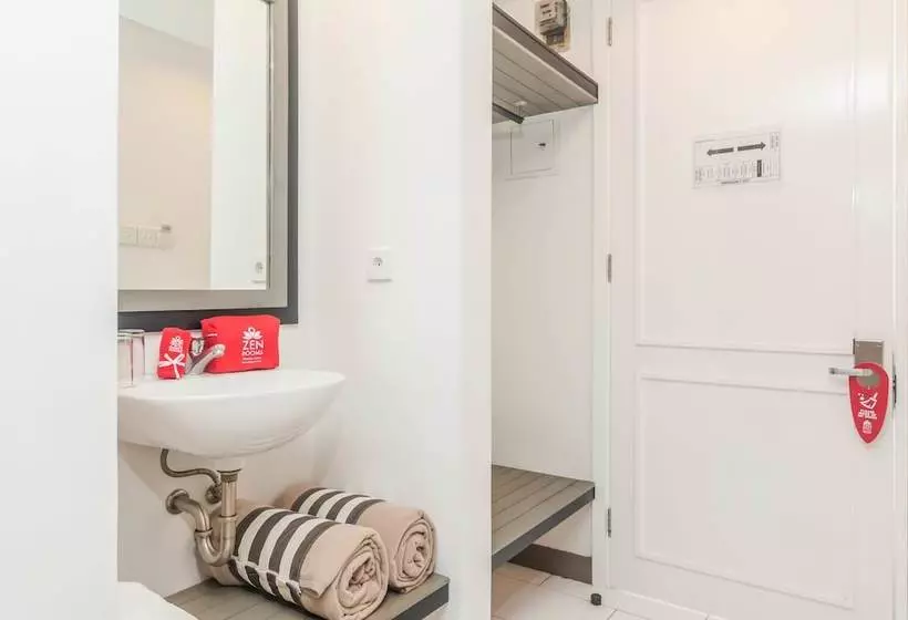 Fotos del hotel Zen Rooms Kerobokan Jalan Bidadari:  11