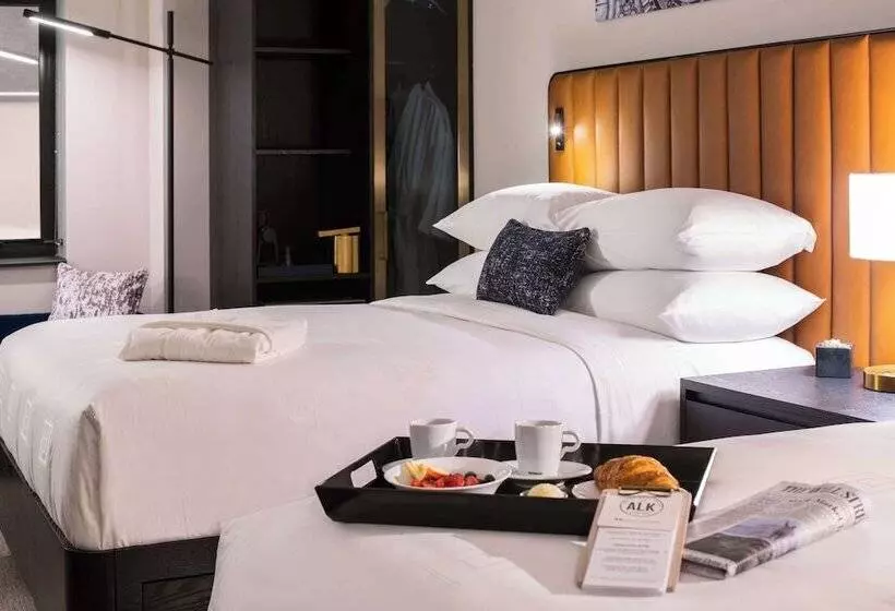 Fotos del hotel Julian Chicago:  3