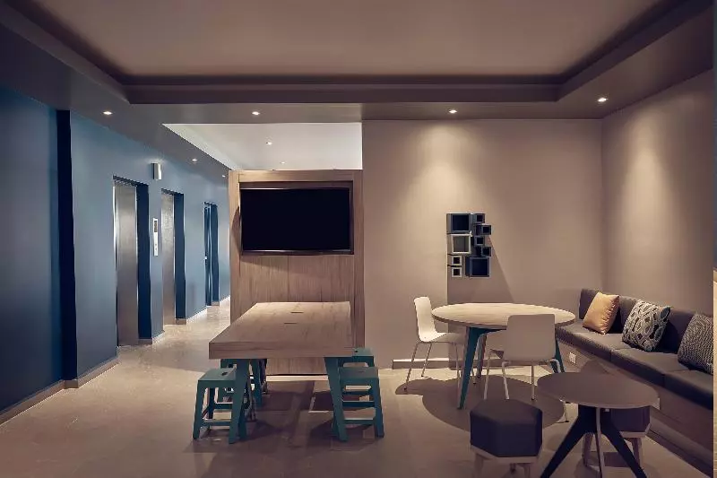 Fotos del hotel One Tijuana Otay:  7