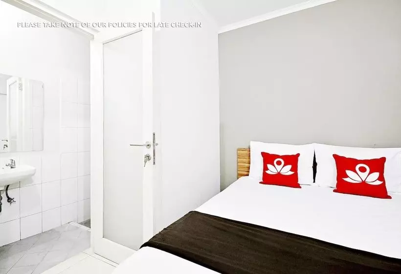 Fotos del hotel Zen Rooms Mampang Prapatan Syariah:  8