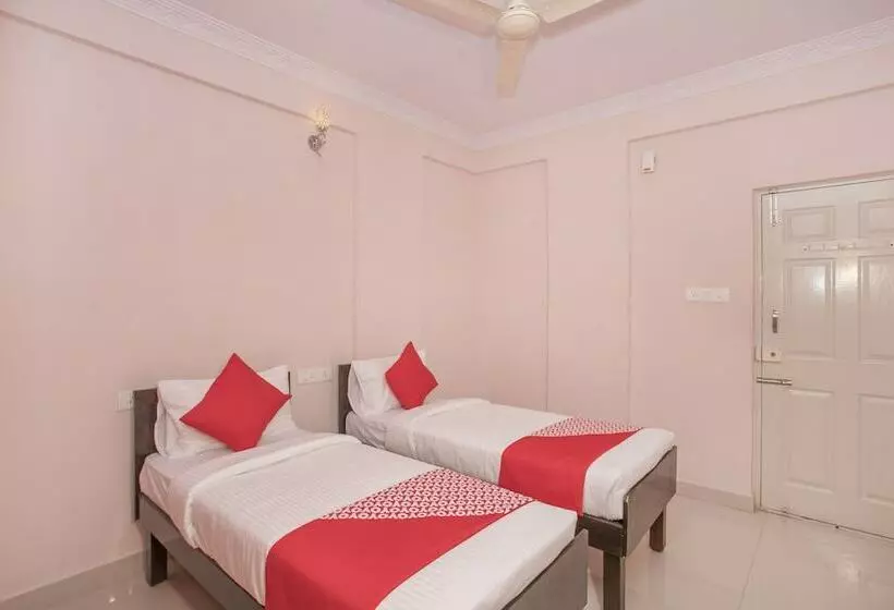 Fotos del hotel Oyo 10363 Sri Balaji Guest House:  6