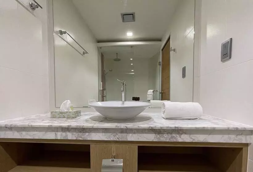 Fotos del hotel Huvan Beach Hotel At Hulhumale':  25
