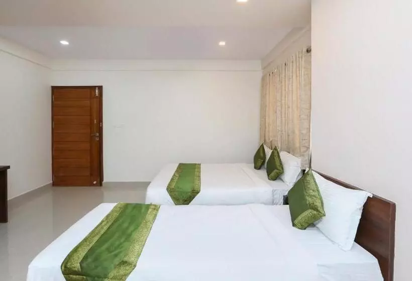 Fotos del hotel Treebo Trend Krishnaa Comfort:  15