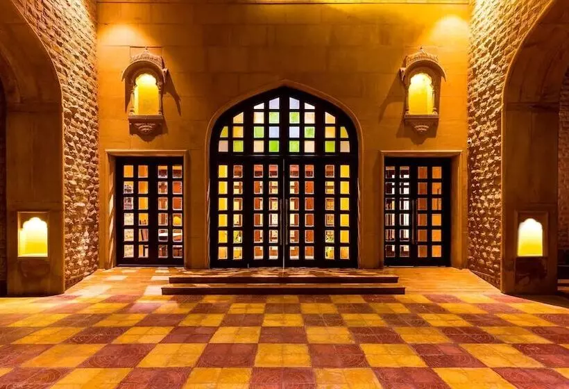 Fotos del hotel Sairafort Sarovar Portico:  5