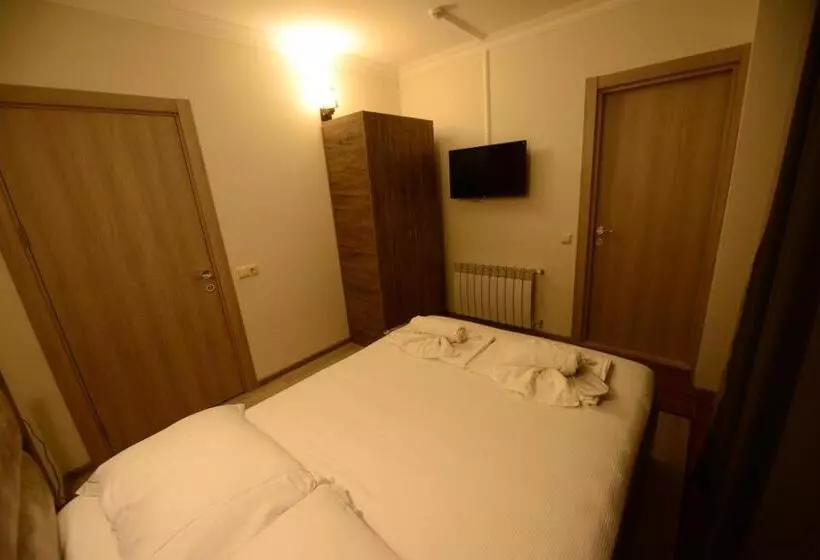 Fotos del hotel Aristocrat Batumi:  22