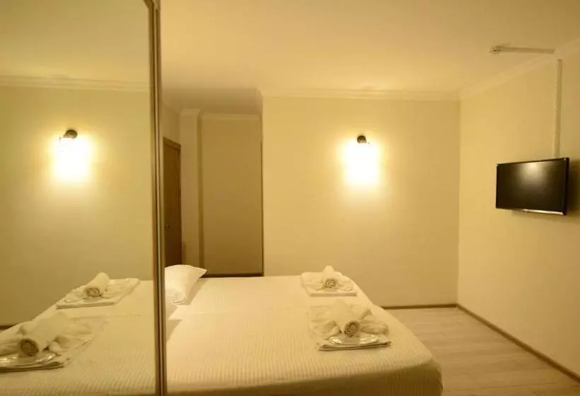 Fotos del hotel Aristocrat Batumi:  18