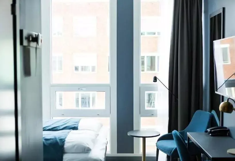 Fotos del hotel The Verdandi:  19