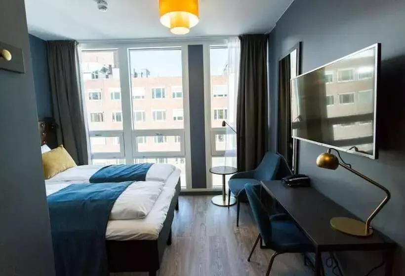 Fotos del hotel The Verdandi:  16