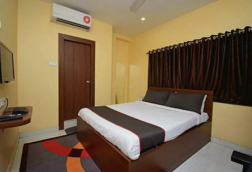 Oyo Flagship 650 Gokul Residency