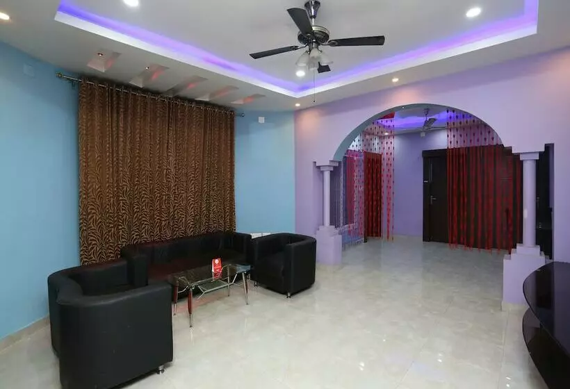 Fotos del hotel Oyo 11659 Kalinga Regency:  4
