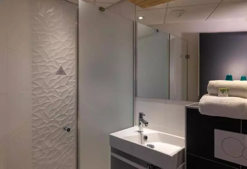 Fotos del hotel Urban Bivouac:  2