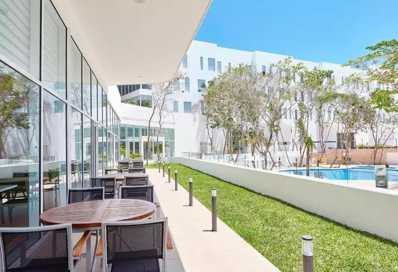 Fotos del hotel Fairfield Inn & Suites By Marriott Cancun Airport:  9
