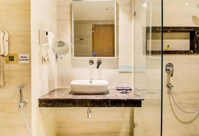 Fotos del hotel Fab Prime V Hussainganj:  11