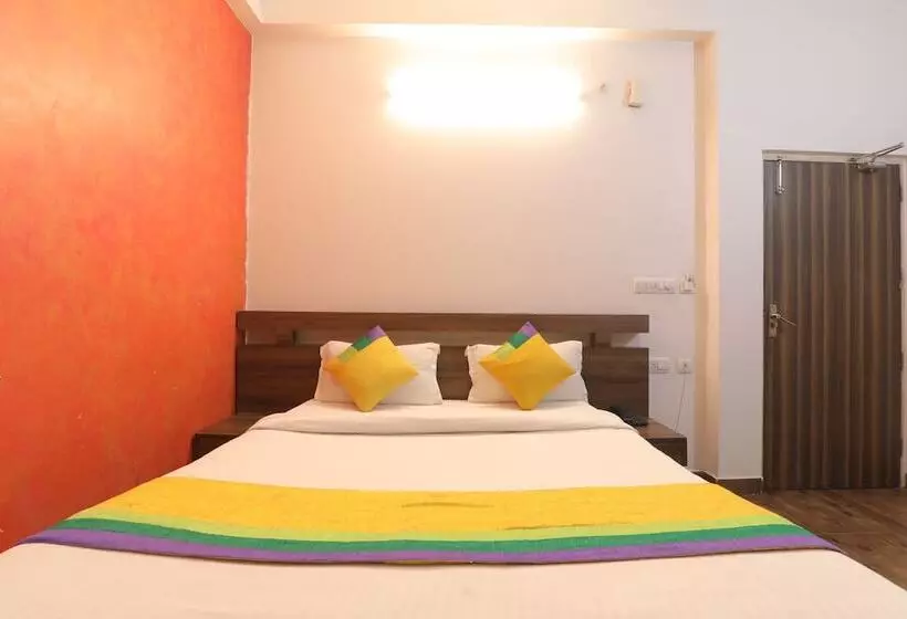 Fotos del hotel Fabexpress Global Inn Hussain Ganj:  24