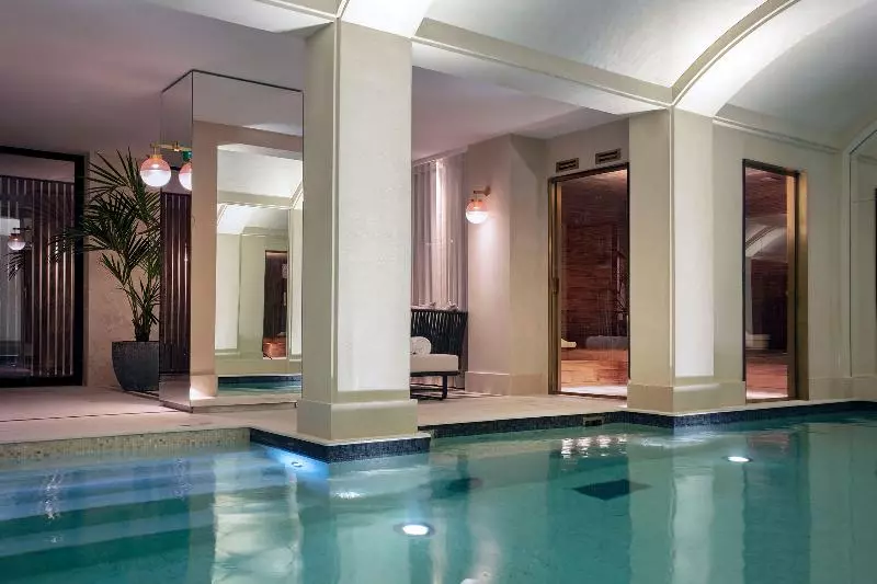 Fotos del hotel Les Jardins Du Faubourg  & Spa By Shiseido:  2