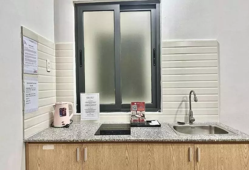 Fotos del hotel Reddoorz Plus Near Etown 2:  19