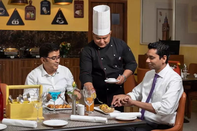 Fotos del hotel Inde  Cyber City:  14