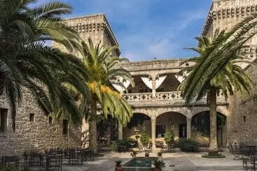 Parador De Jarandilla De La Vera - Jarandilla de la Vera
